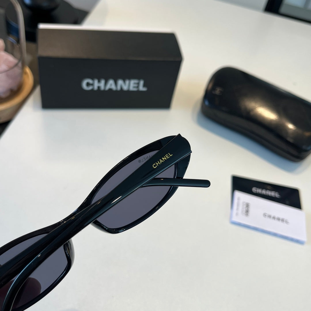 Chanel Oversized Silver Lens Sunglasses for Men & Women - 158355 - detail image 7