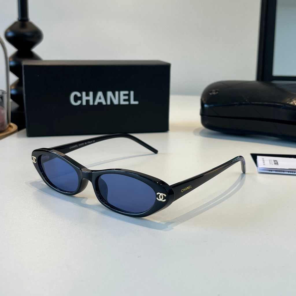 Chanel Oversized Blue Lens Sunglasses for Men & Women - 371835 - detail image 3