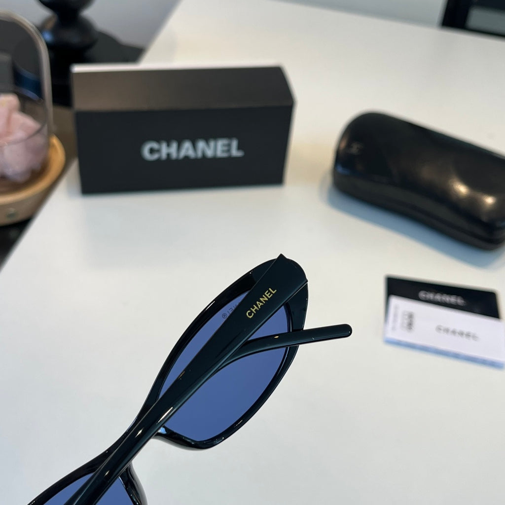 Chanel Oversized Blue Lens Sunglasses for Men & Women - 158356 - detail image 7