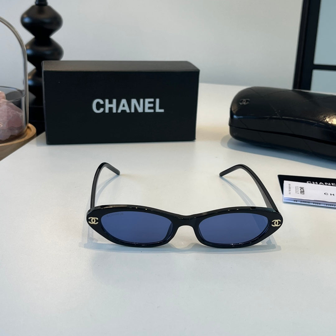 Chanel Oversized Blue Lens Sunglasses for Men & Women - 158356 - detail image 2