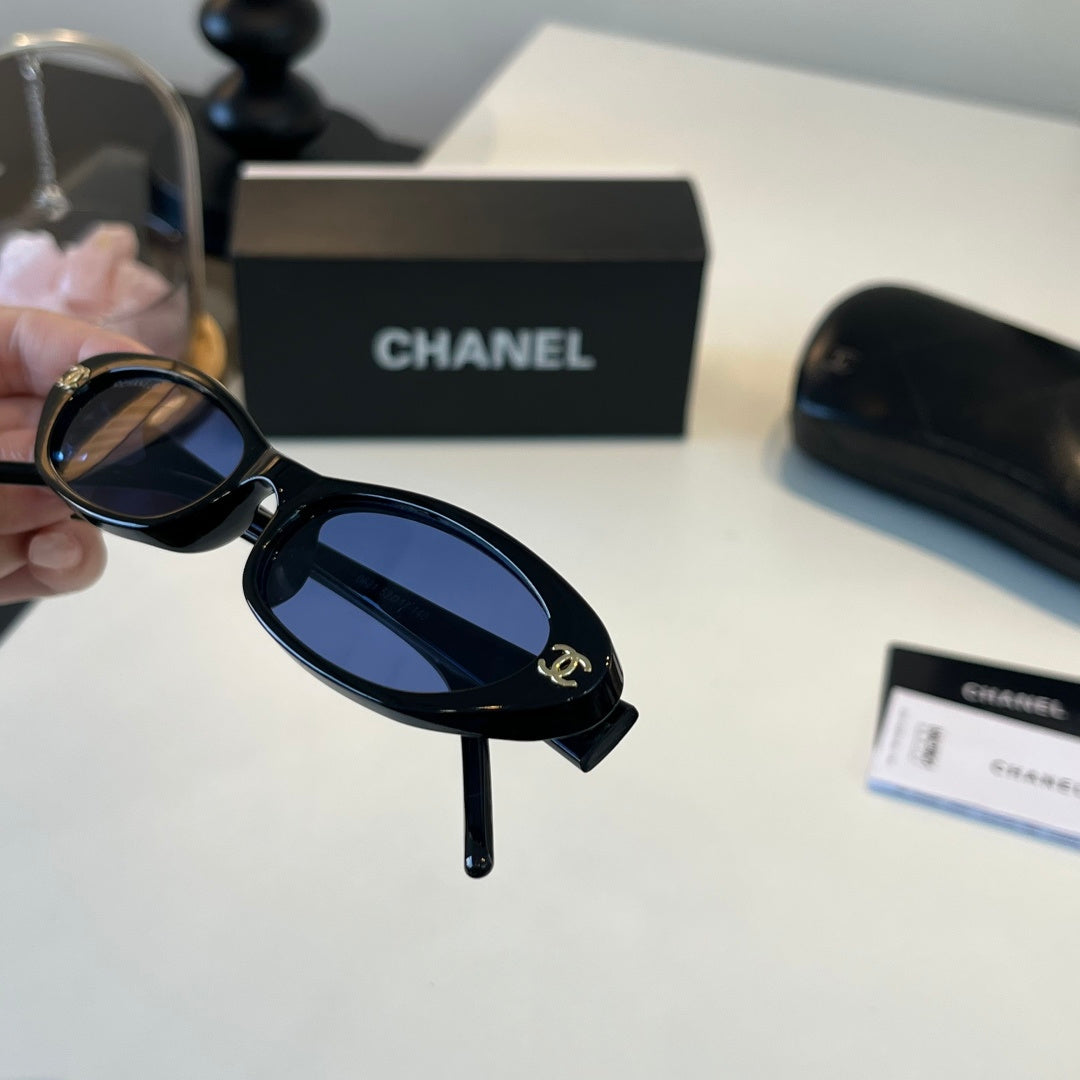 Chanel Oversized Blue Lens Sunglasses for Men & Women - 371835 - detail image 6
