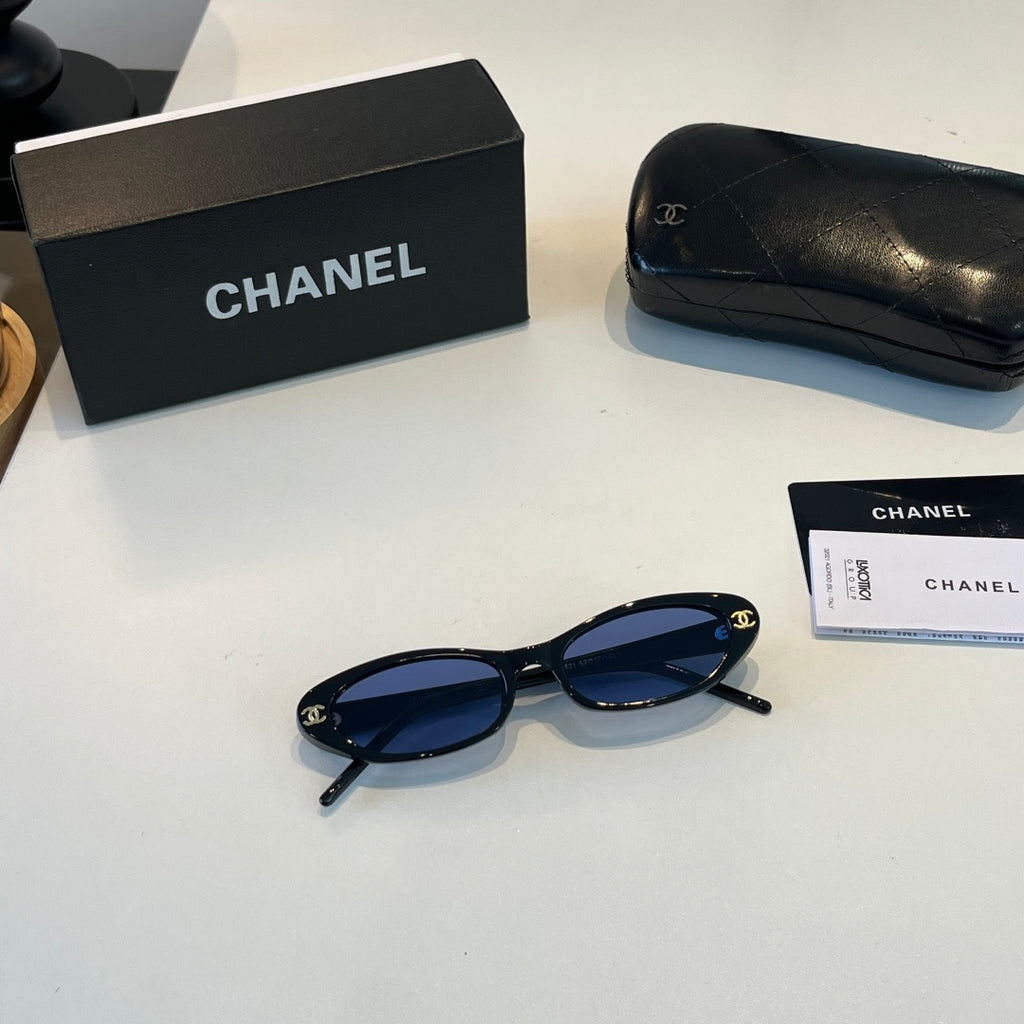Chanel Oversized Blue Lens Sunglasses for Men & Women - 158356 - detail image 4