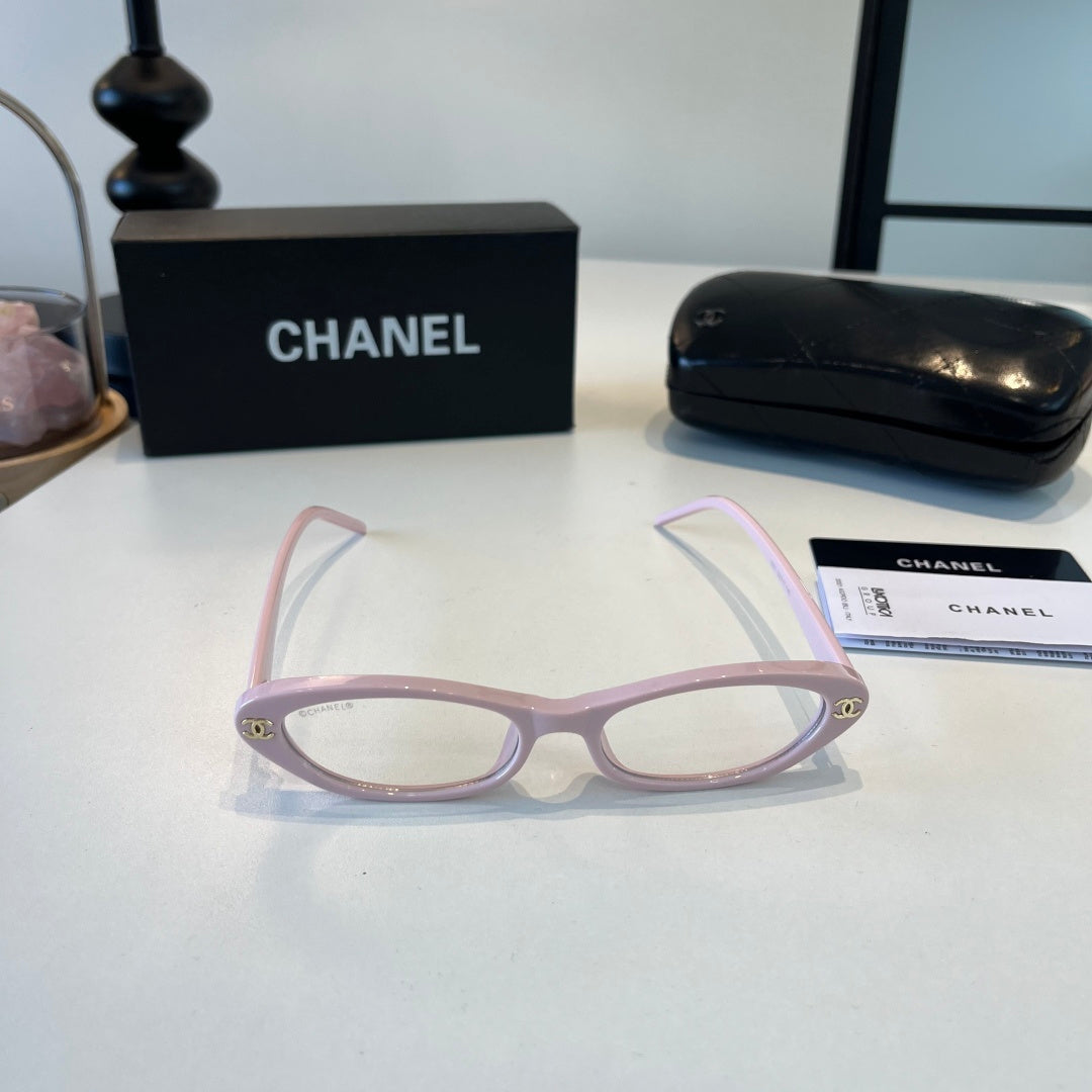 Chanel Oversized Silver Lens Sunglasses for Men & Women - 371836 - detail image 2