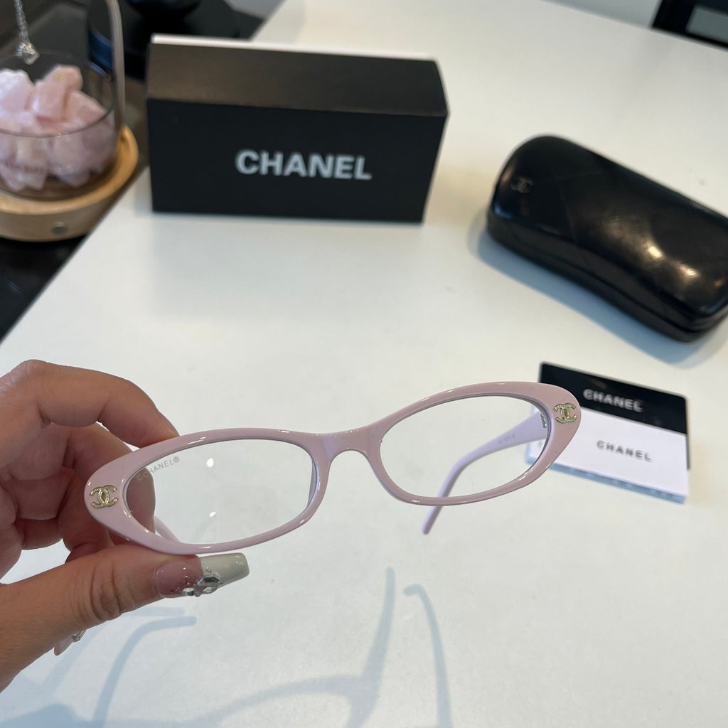 Chanel Oversized Silver Lens Sunglasses for Men & Women - 158357 - detail image 8
