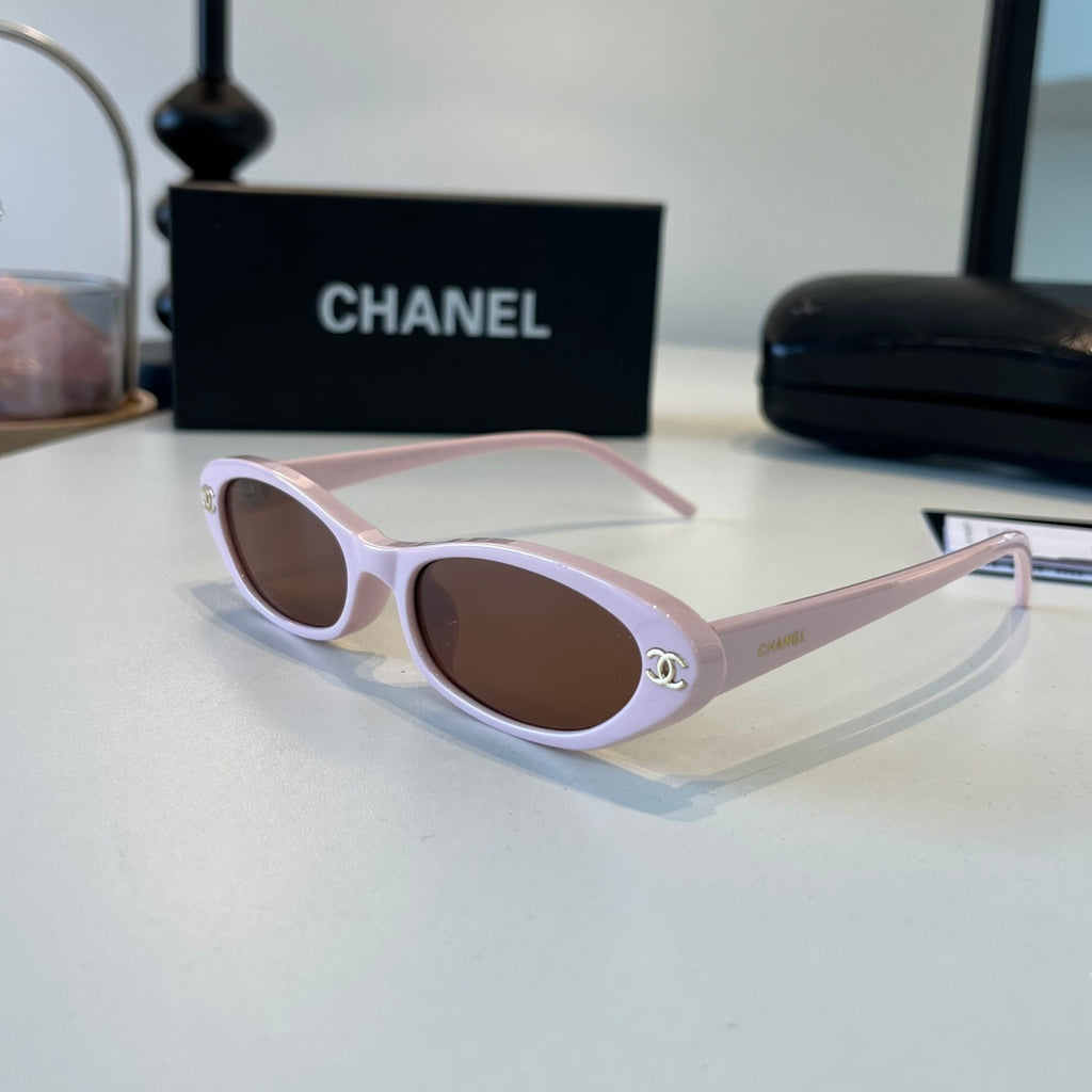 Chanel Oversized Silver Lens Sunglasses for Men & Women - 448998 - detail image 3
