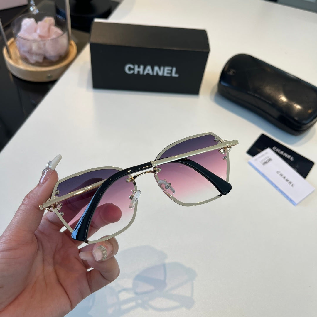 Chanel Oversized Silver Lens Sunglasses for Men & Women - 158359 - detail image 7