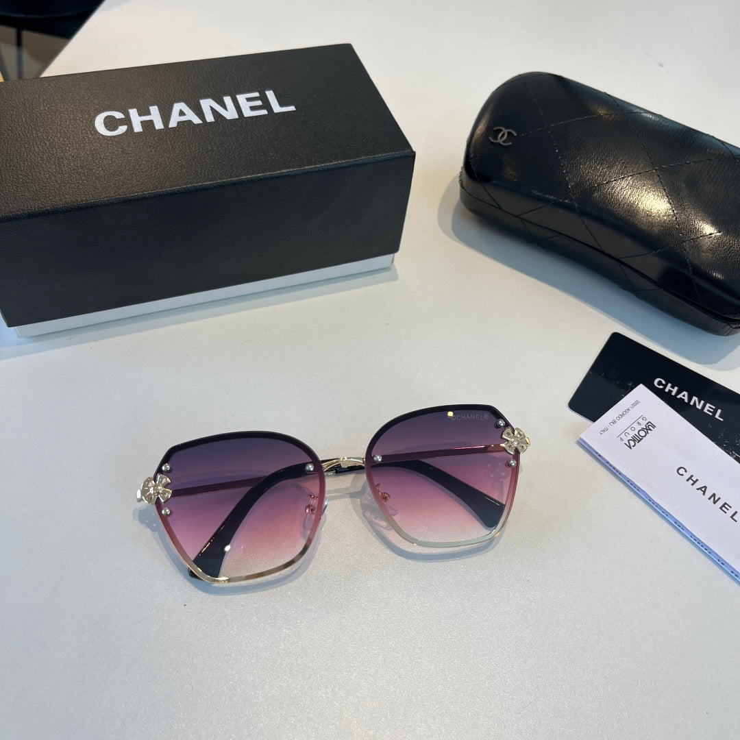 Chanel Oversized Silver Lens Sunglasses for Men & Women - 158359 - detail image 5