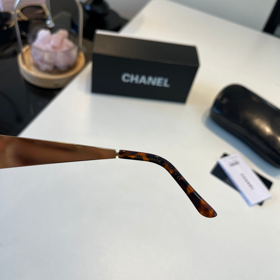 Chanel Oversized Brown Lens Sunglasses for Men & Women - 486560 - detail image 8