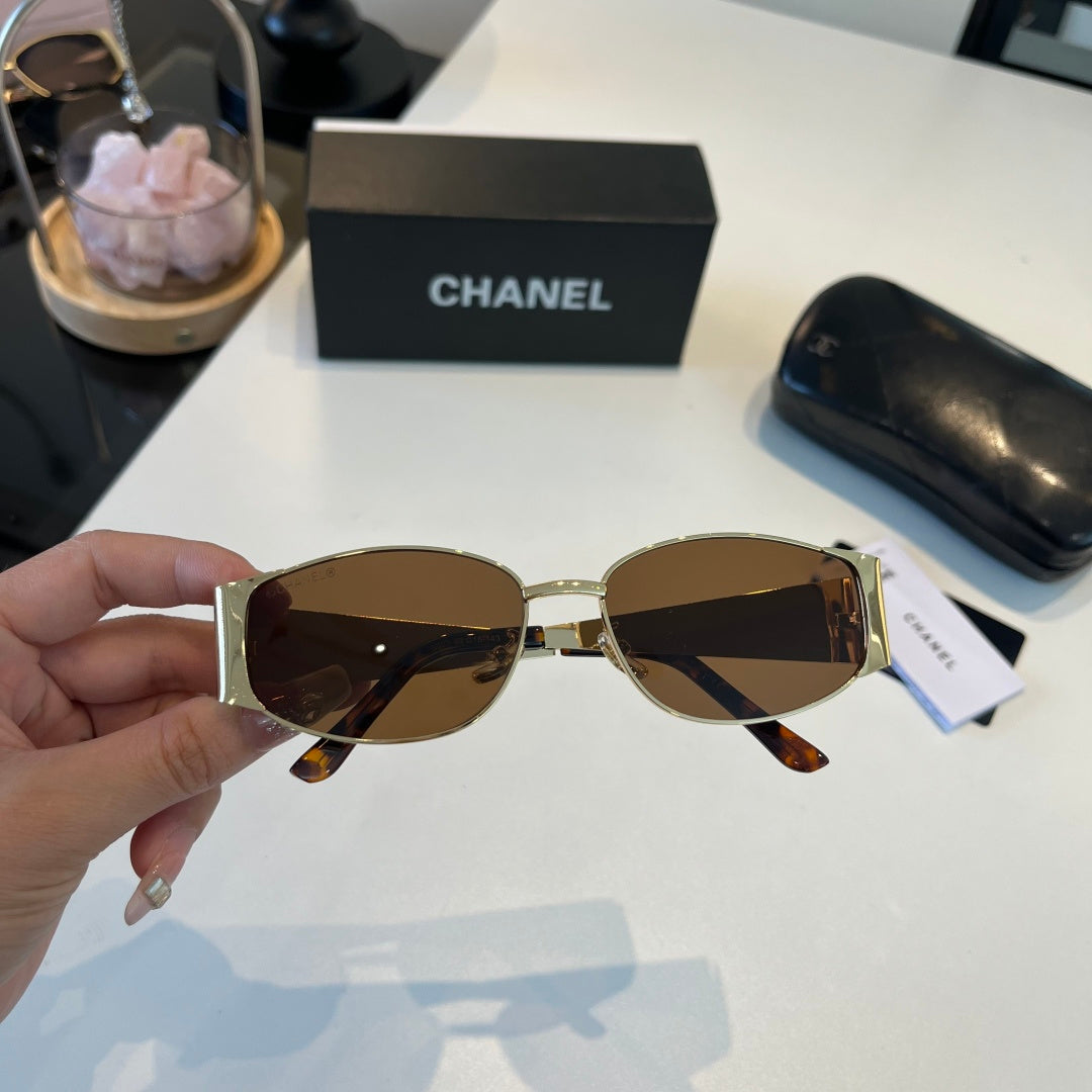 Chanel Oversized Brown Lens Sunglasses for Men & Women - 371840 - detail image 4