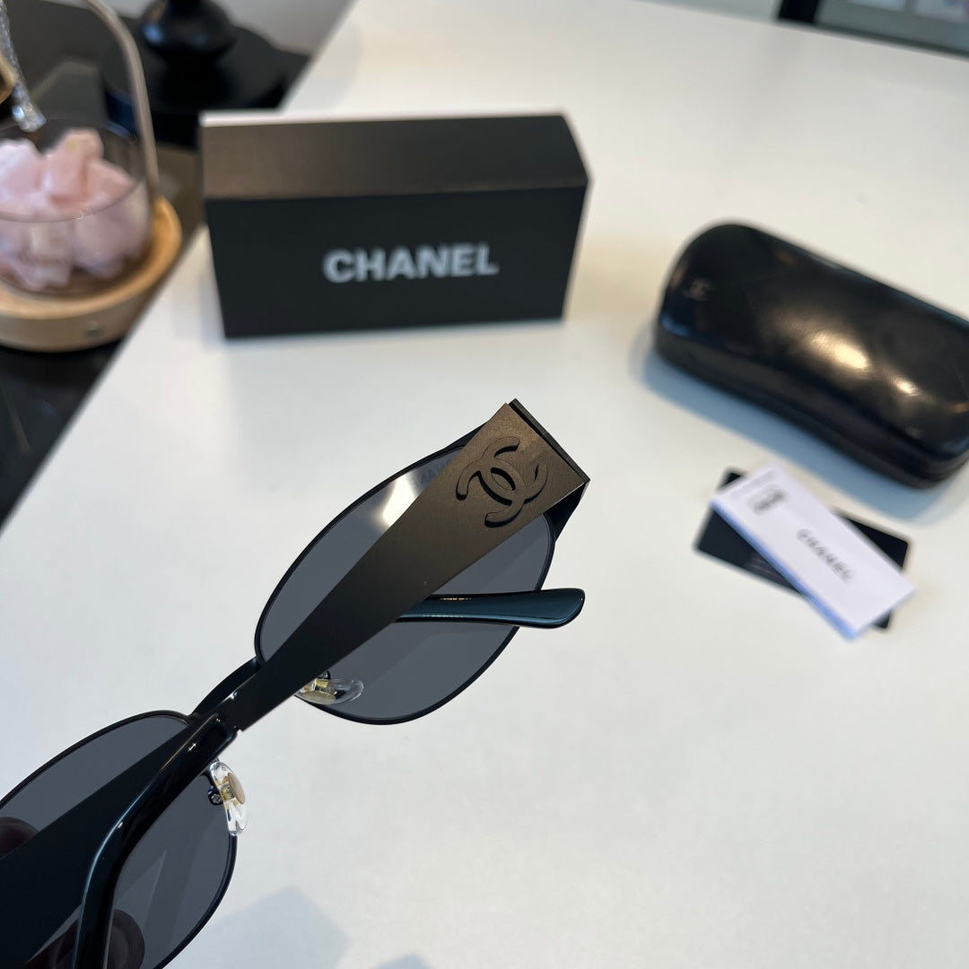 Chanel Oversized Silver Lens Sunglasses for Men & Women - 158363 - detail image 7