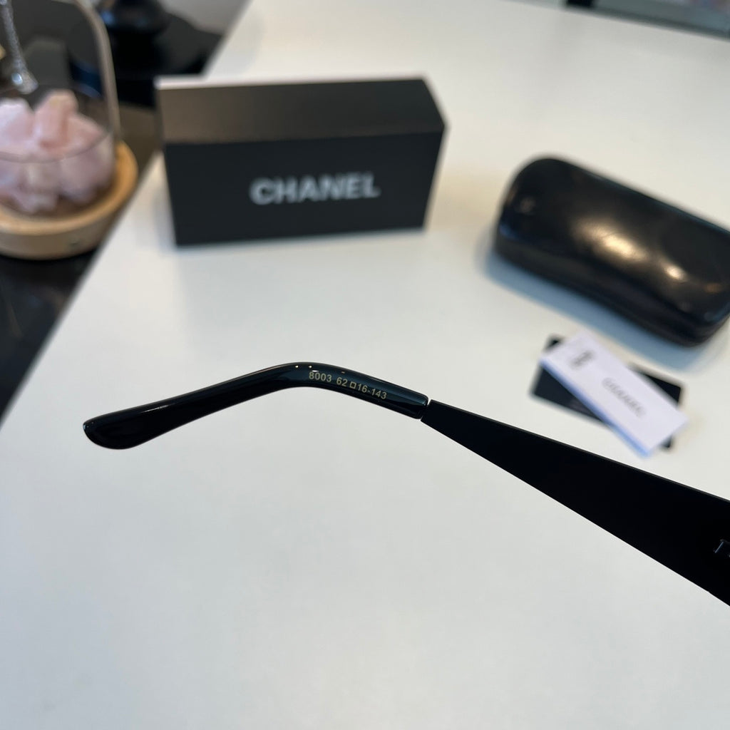 Chanel Oversized Silver Lens Sunglasses for Men & Women - 486559 - detail image 8