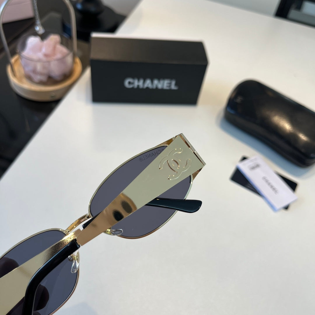 Chanel Oversized Silver Lens Sunglasses for Men & Women - 158365 - detail image 6