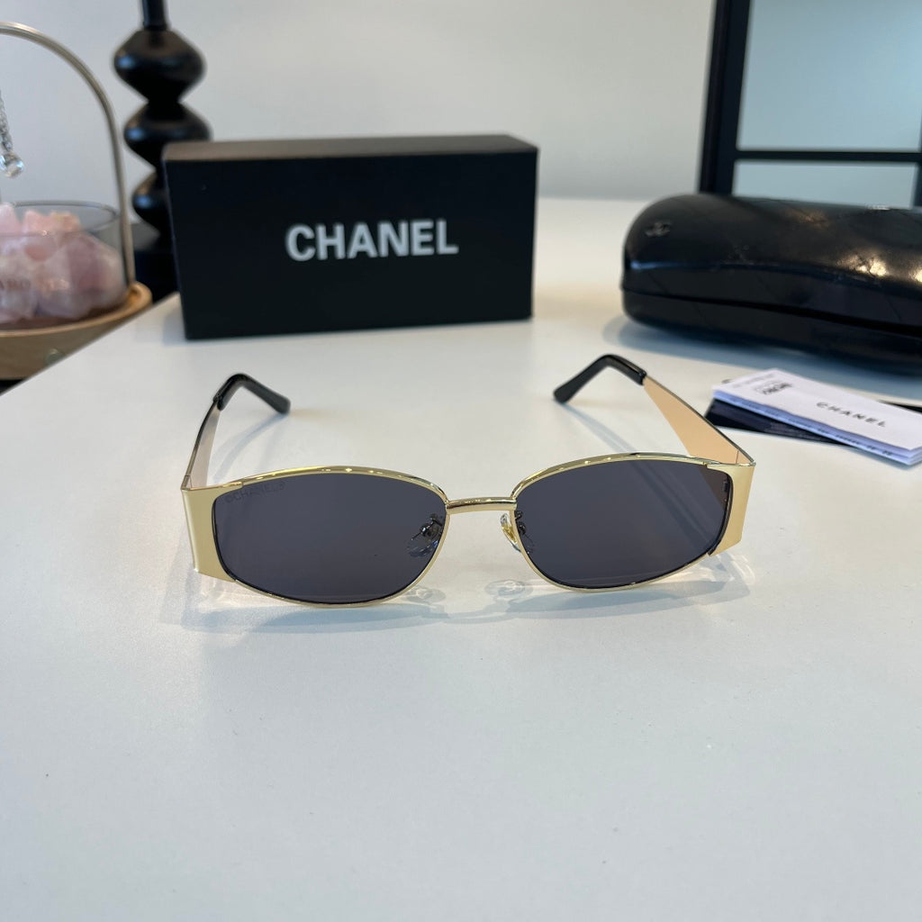 Chanel Oversized Silver Lens Sunglasses for Men & Women - 158365 - detail image 2