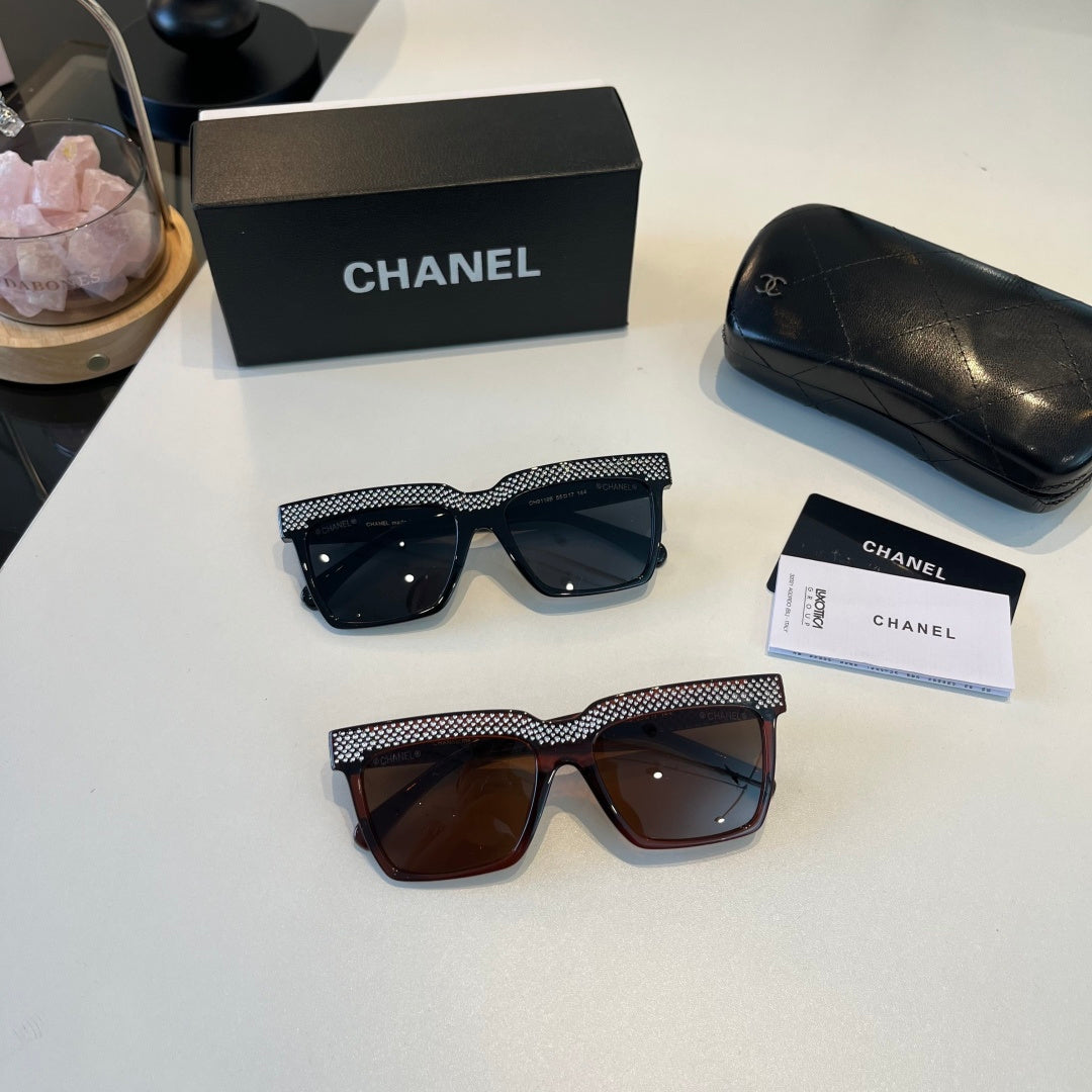 Chanel Fashion Black Lens Sunglasses for Men & Women - 158366 - detail image 10