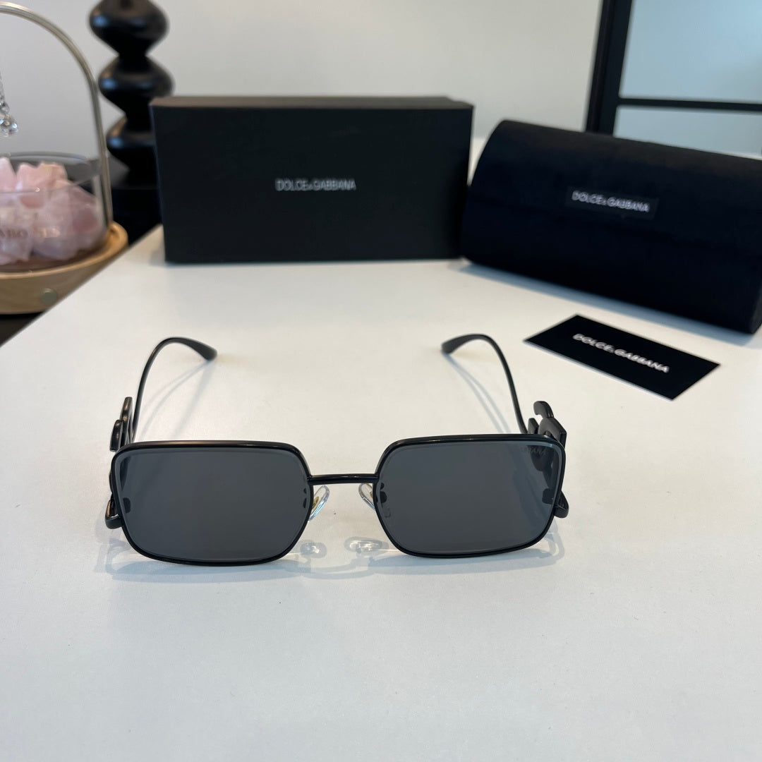 Dolce & Gabbana Fashion Black Lens Sunglasses for Men & Women - detail image 2