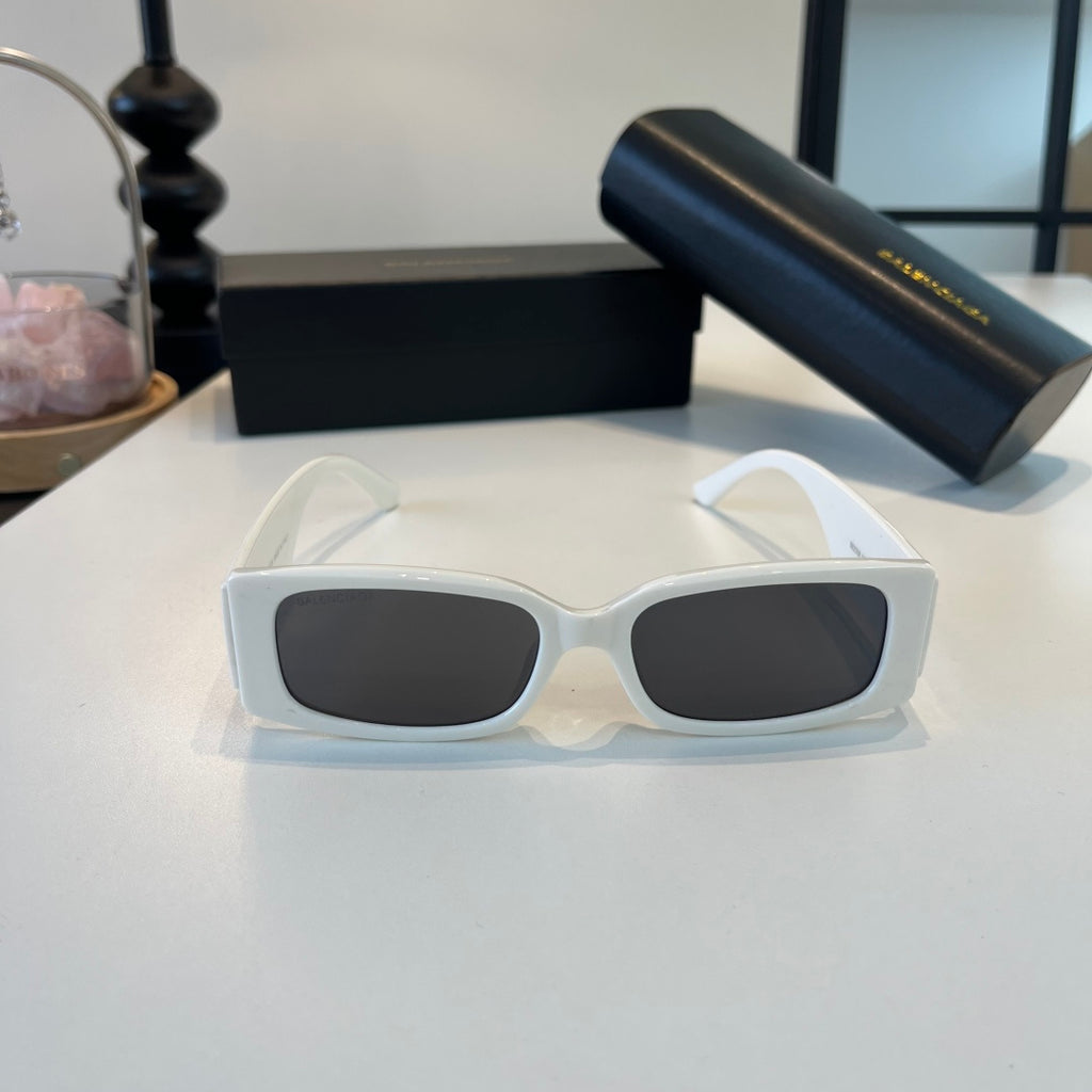 Balenciaga Rectangular Silver Lens Sunglasses for Men & Women - 158565 - detail image 2