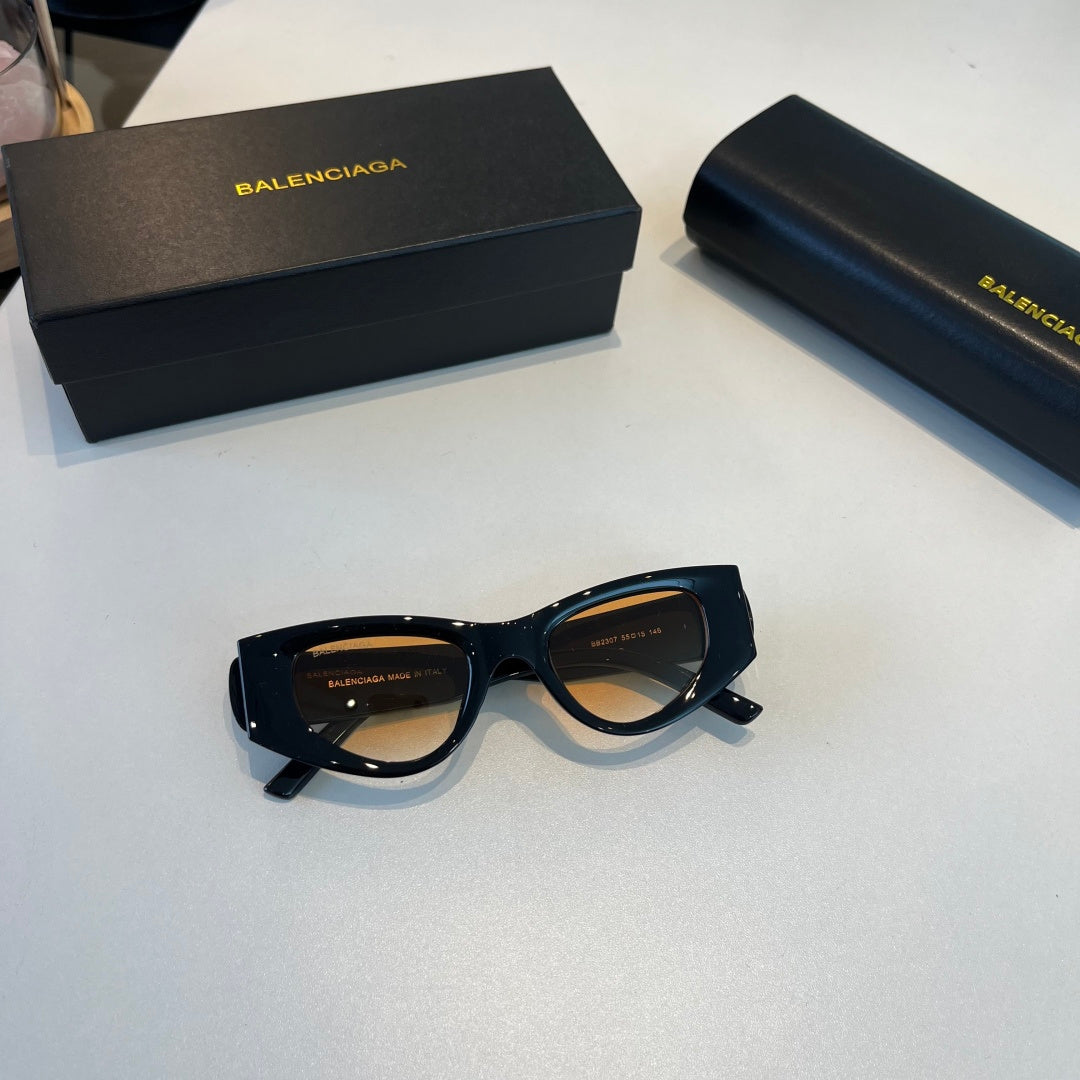 Balenciaga Rectangular Brown Lens Sunglasses for Men & Women - 158567 - detail image 5