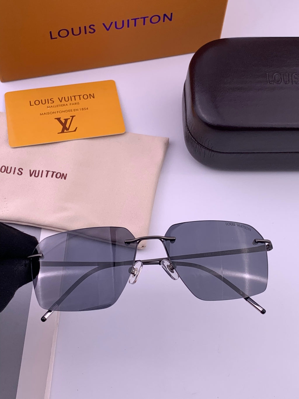 Louis Vuitton L2253 Polarized Aviator Blue Lens Sunglasses for Men - 158176 - detail image 3
