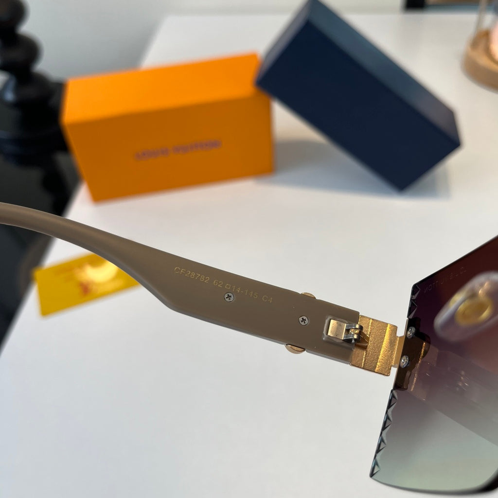 Louis Vuitton Fashion Silver Lens Sunglasses for Women - 357578 - detail image 9