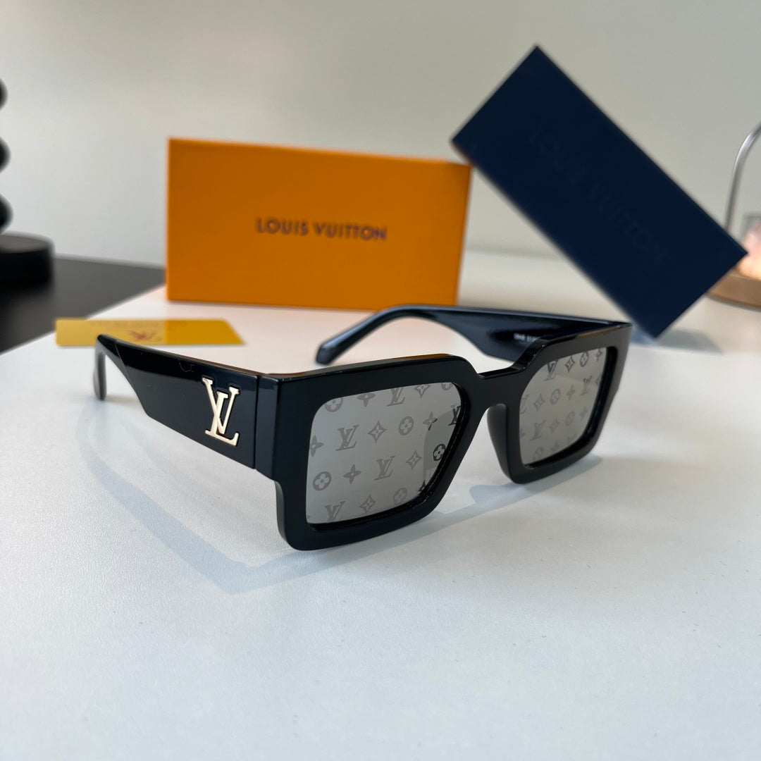 Louis Vuitton Fashion Silver Lens Sunglasses for Men & Women - 357585