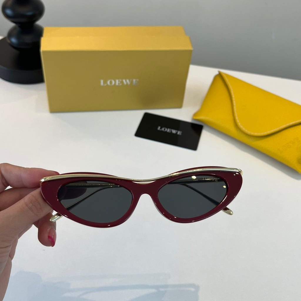 Loewe Cat-Eye Silver Lens Sunglasses for Men & Women - 399337 - detail image 5