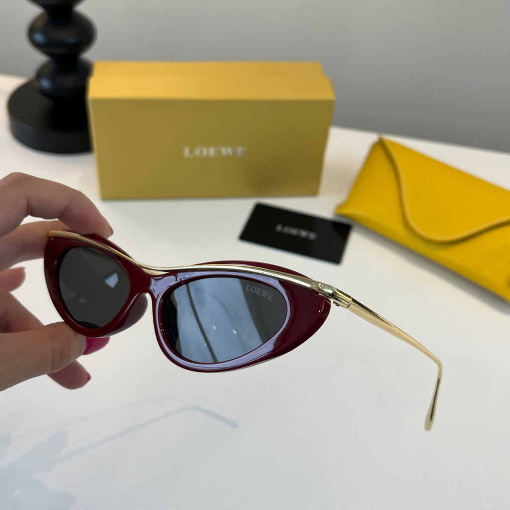 Loewe Cat-Eye Silver Lens Sunglasses for Men & Women - 358835 - detail image 9