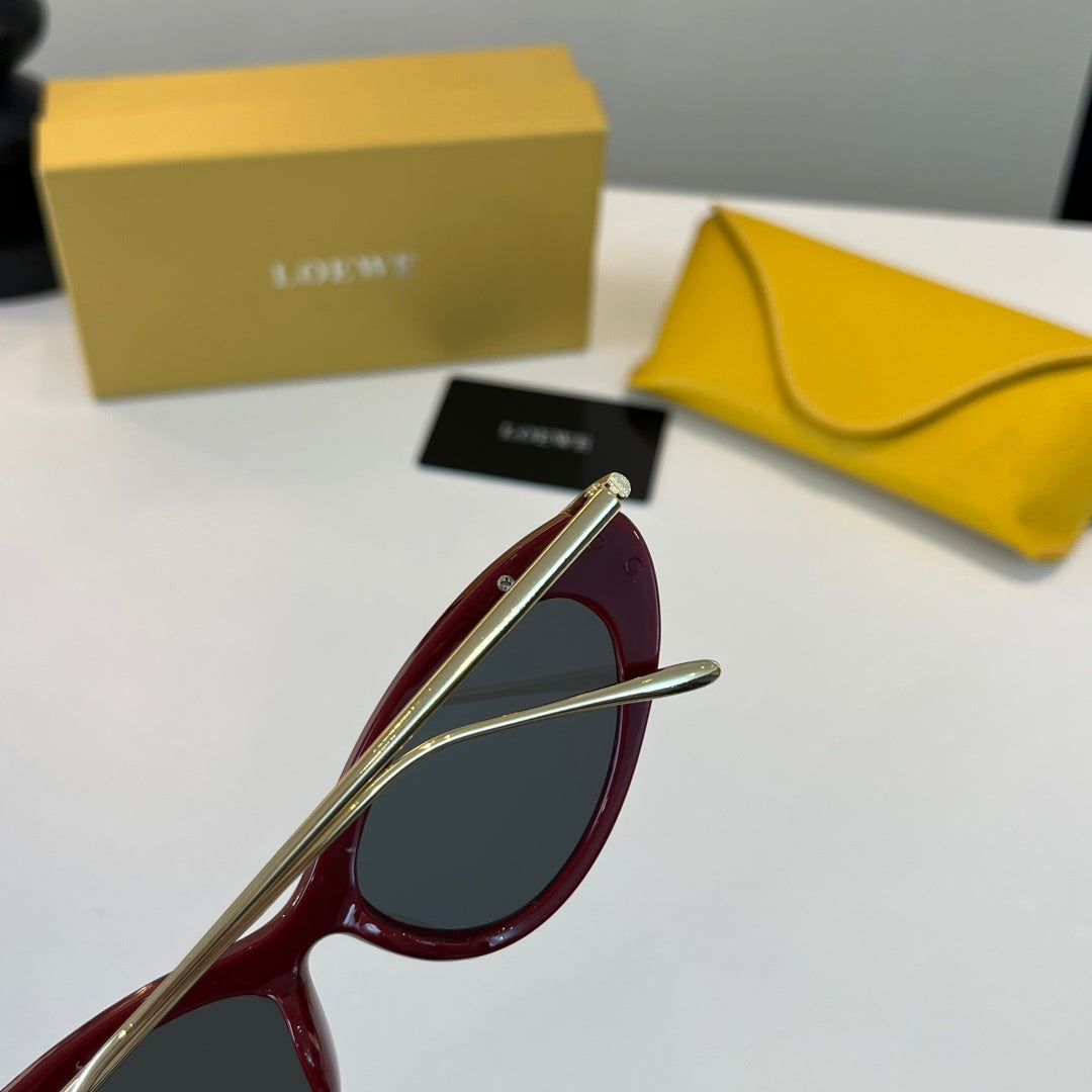 Loewe Cat-Eye Silver Lens Sunglasses for Men & Women - 399337 - detail image 7