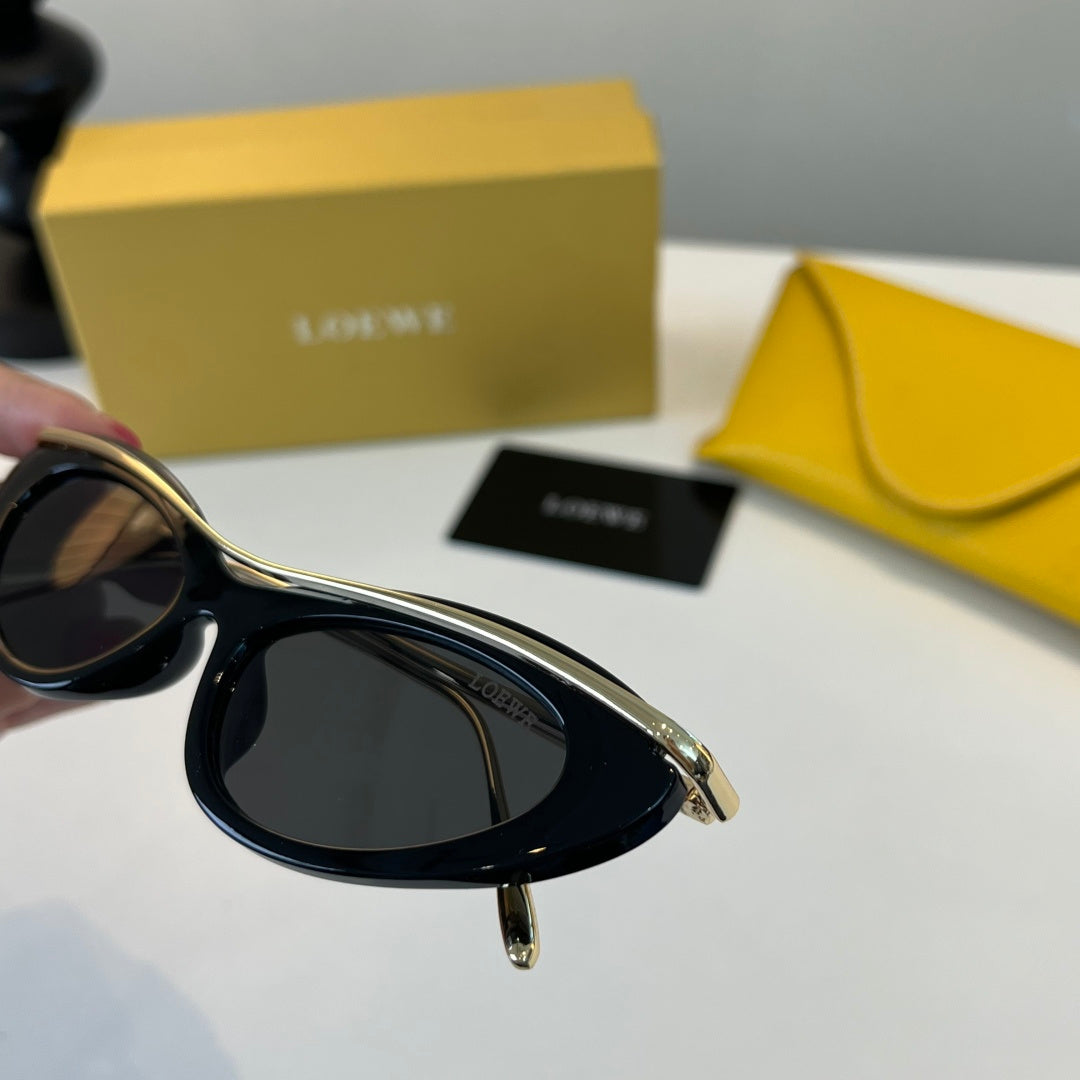 Loewe Cat-Eye Silver Lens Sunglasses for Men & Women - 399338 - detail image 6