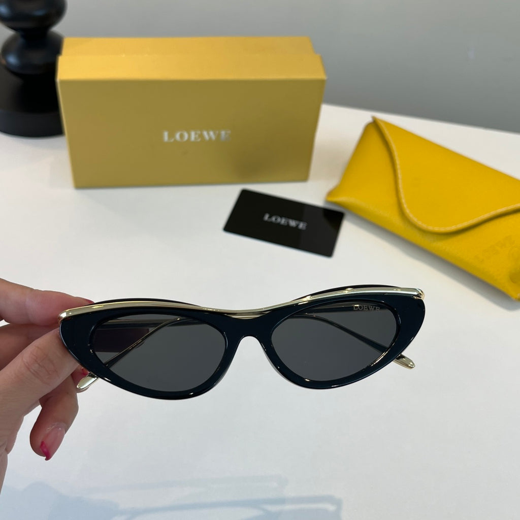 Loewe Cat-Eye Silver Lens Sunglasses for Men & Women - 399338 - detail image 5