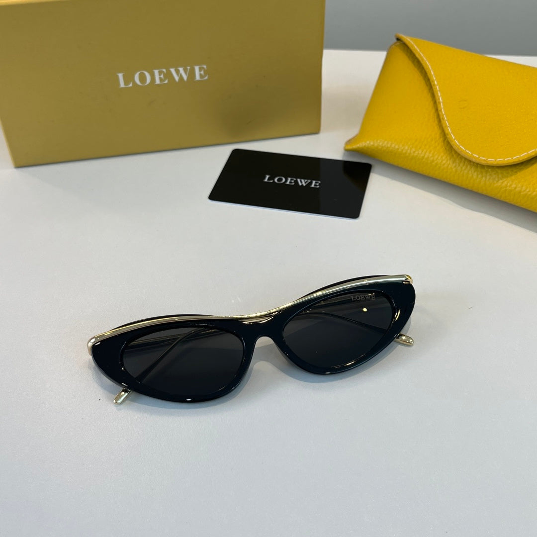 Loewe Cat-Eye Silver Lens Sunglasses for Men & Women - 399338 - detail image 4
