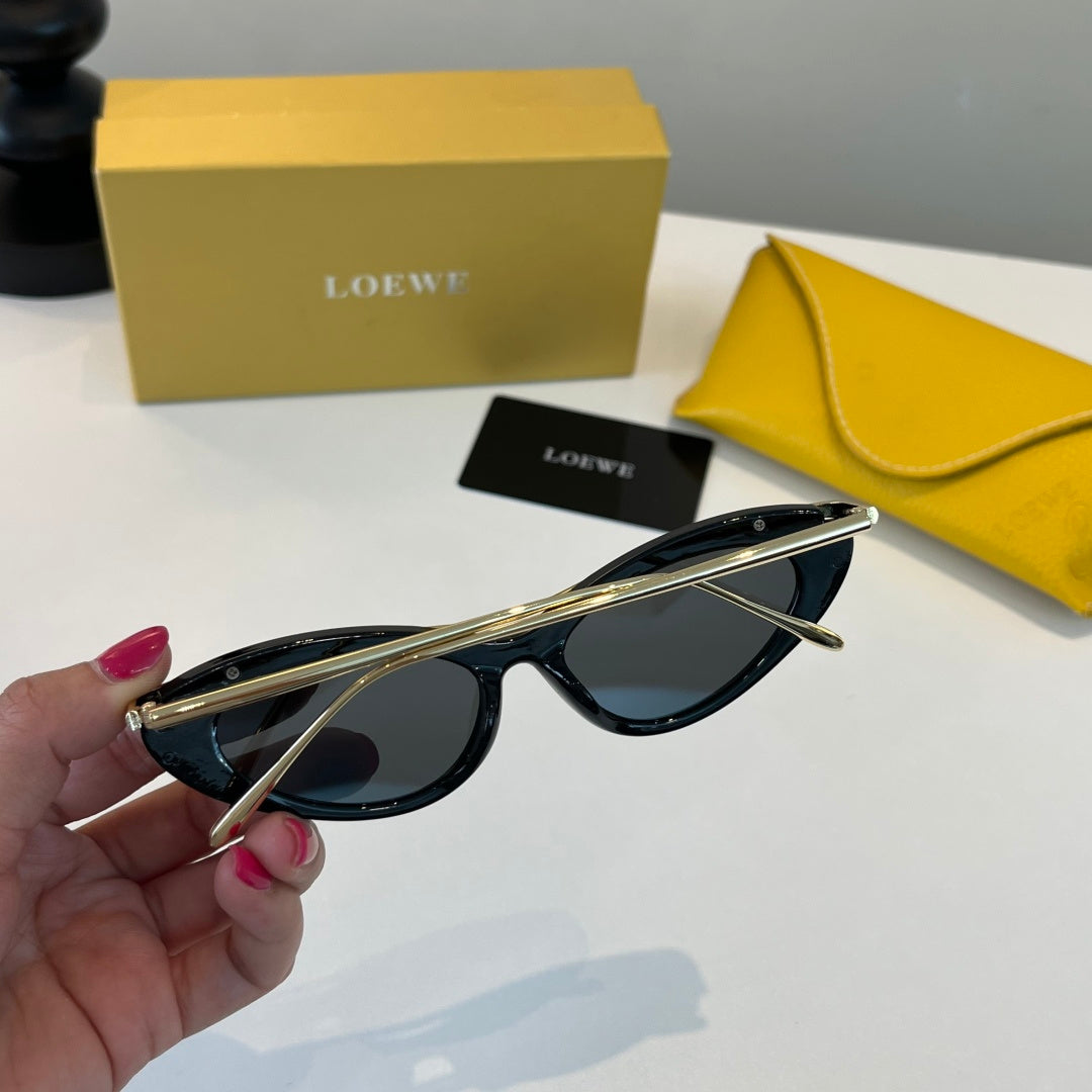 Loewe Cat-Eye Silver Lens Sunglasses for Men & Women - 399338 - detail image 7