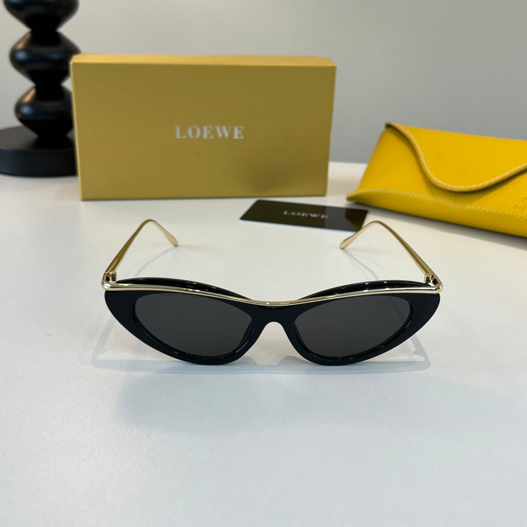 Loewe Cat-Eye Silver Lens Sunglasses for Men & Women - 399338 - detail image 2
