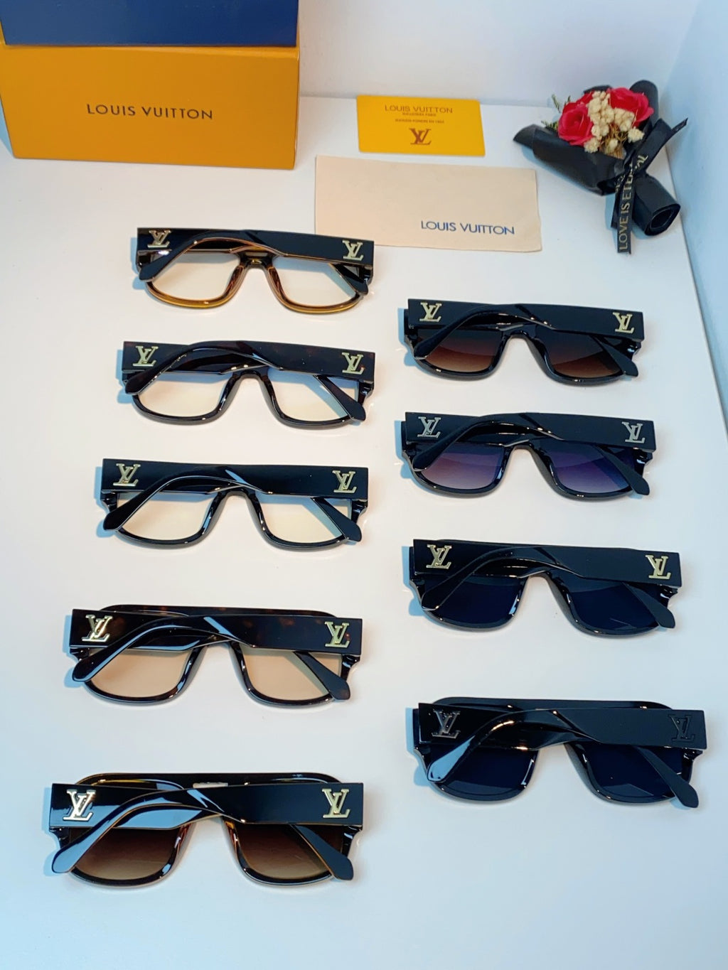 Louis Vuitton Aviator Black Lens Sunglasses for Men & Women - 371381 - detail image 12