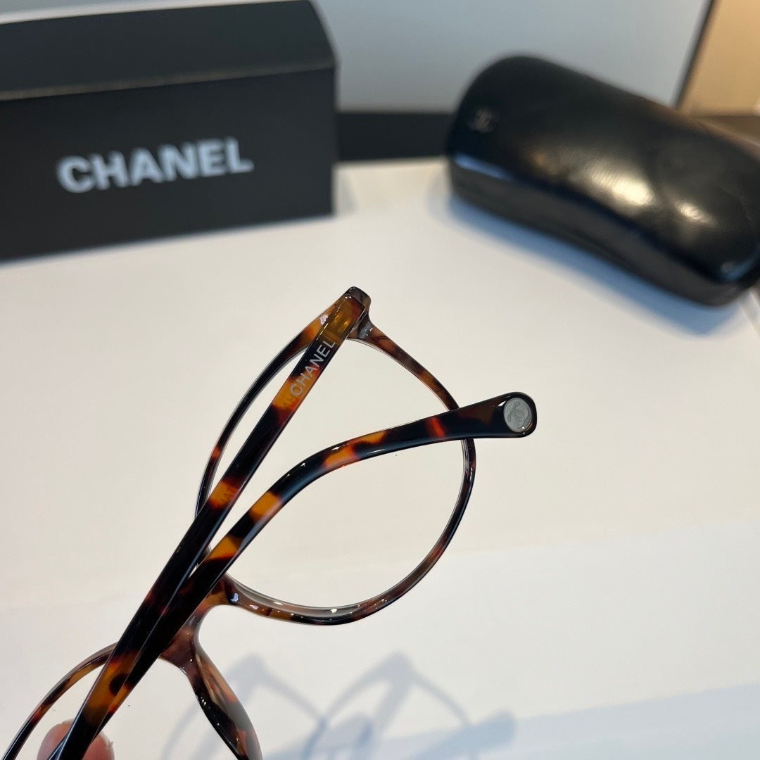 Chanel Oversized Brown Lens Sunglasses for Men & Women - 398626 - detail image 7