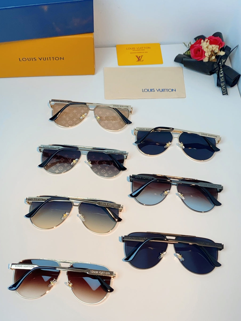 Louis Vuitton Metal Aviator Blue Lens Sunglasses for Men - detail image 11