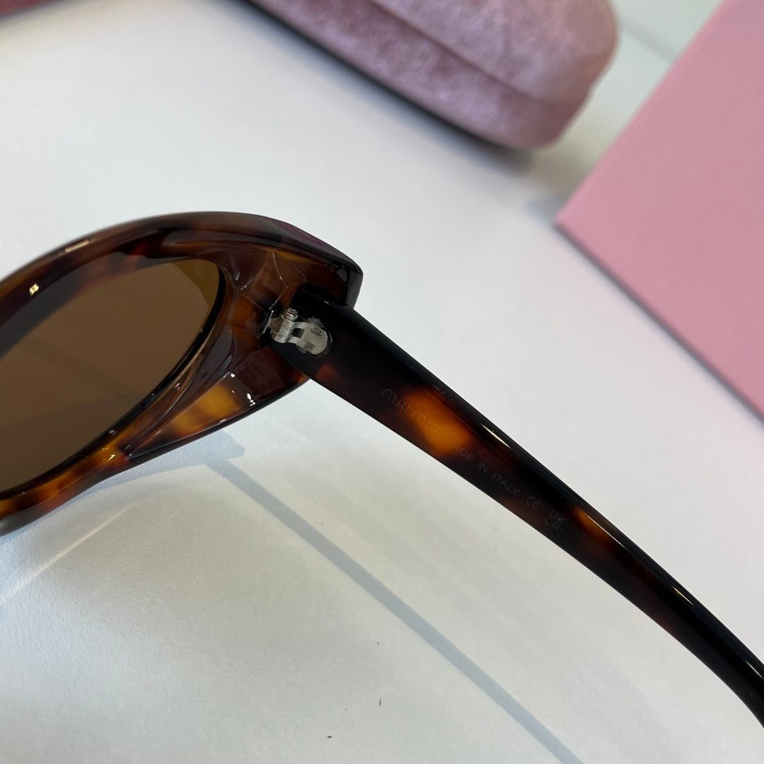 Miu Miu Cat-Eye Black Lens Sunglasses for Men & Women - 449672 - detail image 9