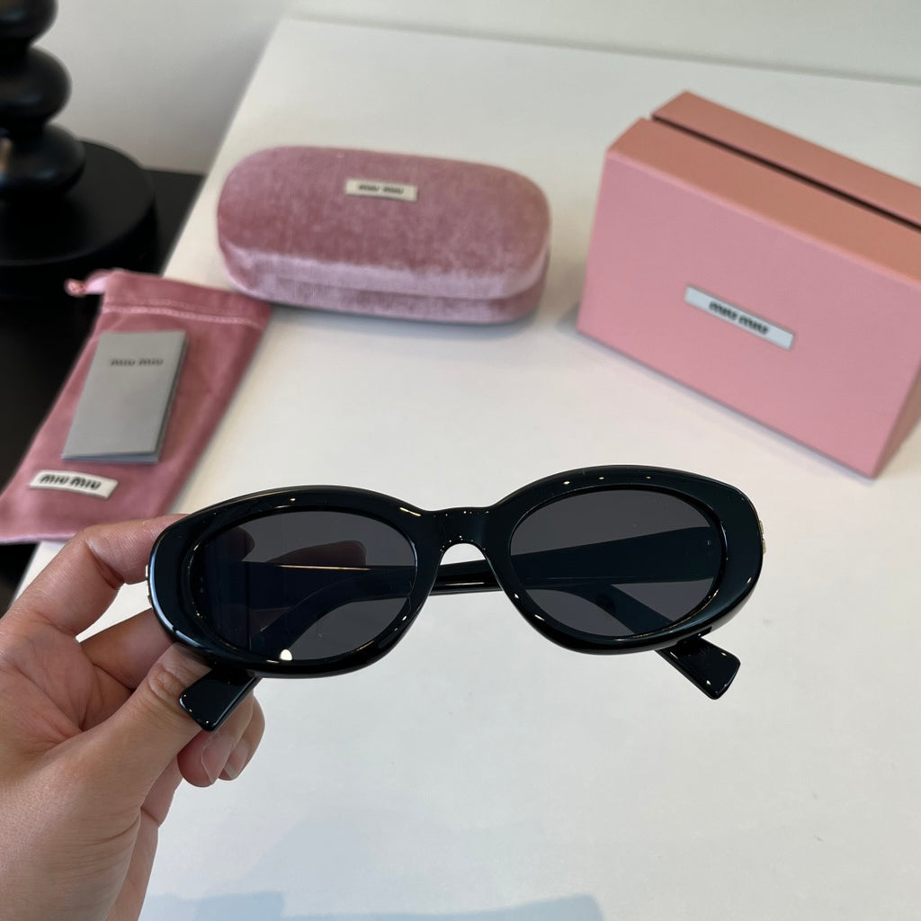 Miu Miu Cat-Eye Silver Lens Sunglasses for Men & Women - 487637 - detail image 5