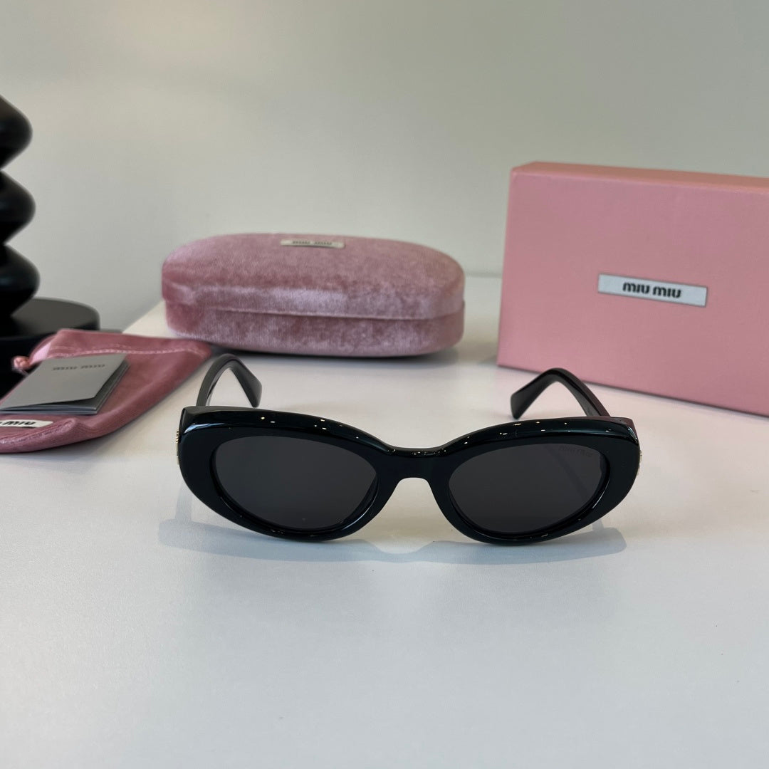 Miu Miu Cat-Eye Silver Lens Sunglasses for Men & Women - 487637 - detail image 2