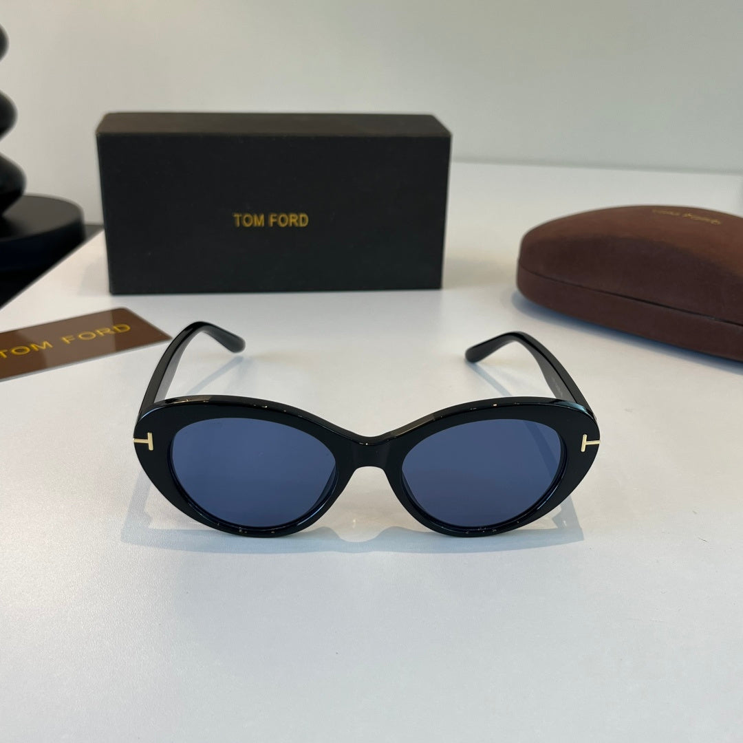 Tom Ford Fashion Blue Lens Sunglasses for Men & Women - 466330 - detail image 2