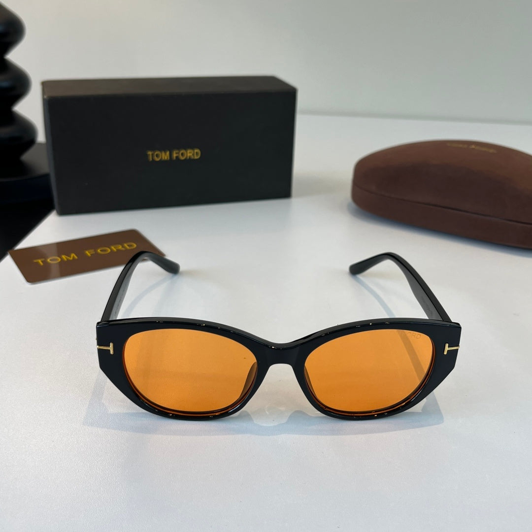 Tom Ford Fashion Brown Lens Sunglasses for Men & Women - 466317 - detail image 2
