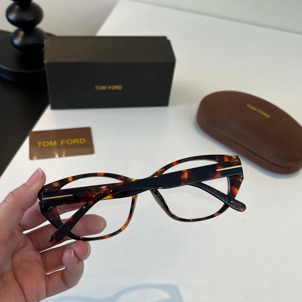 Tom Ford Fashion Silver Lens Sunglasses for Men & Women - 383100 - detail image 9