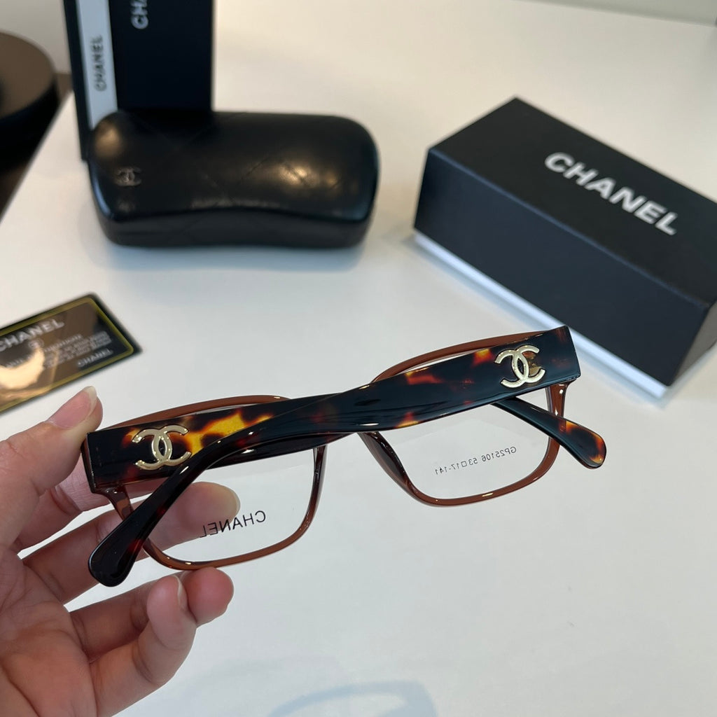 Chanel Oversized Silver Lens Sunglasses for Men & Women - 415301 - detail image 7