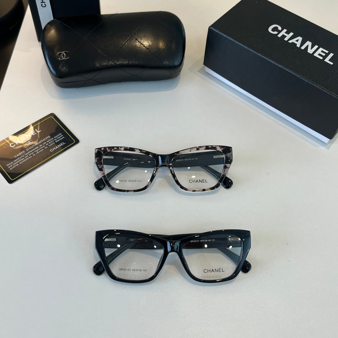 Chanel Oversized Silver Lens Sunglasses for Men & Women - 415303 - detail image 9