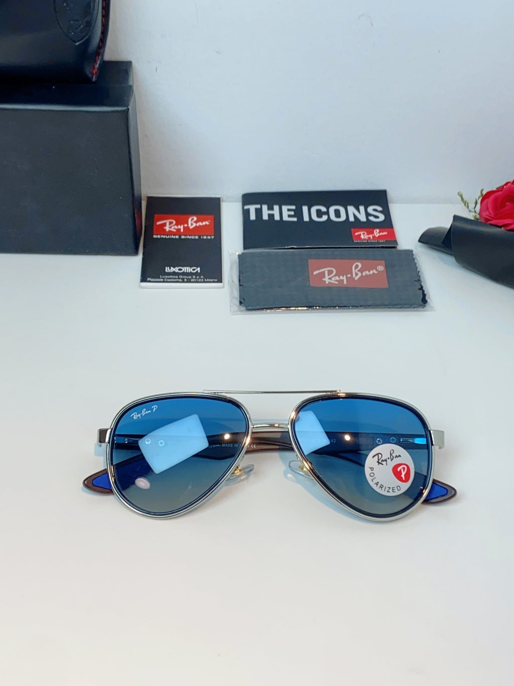 Ray-Ban RB5602 Polarized Metal Aviator Blue Lens Sunglasses for Men & Women - detail image 10