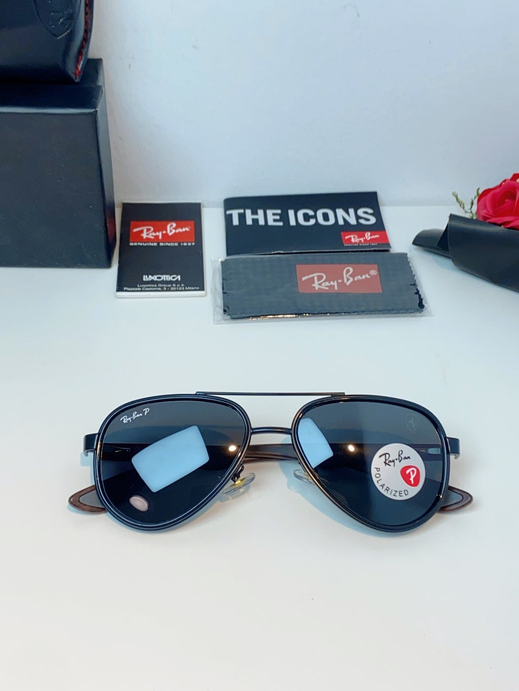Ray-Ban RB5602 Polarized Metal Aviator Gray Lens Sunglasses for Men & Women - detail image 10