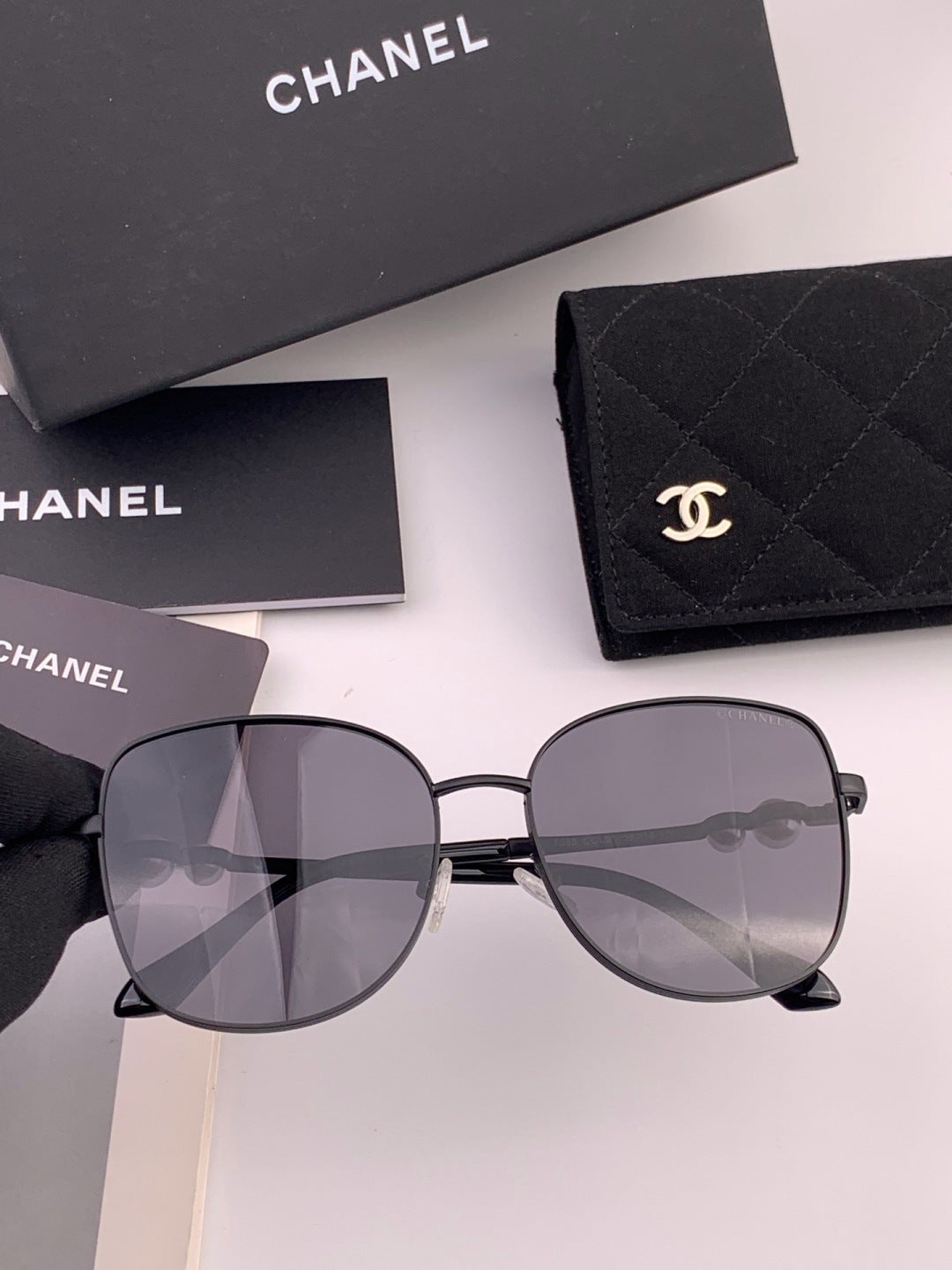 Chanel CH5759 Polarized Oversized Black Lens Sunglasses for Men & Wom - 358138 - detail image 2