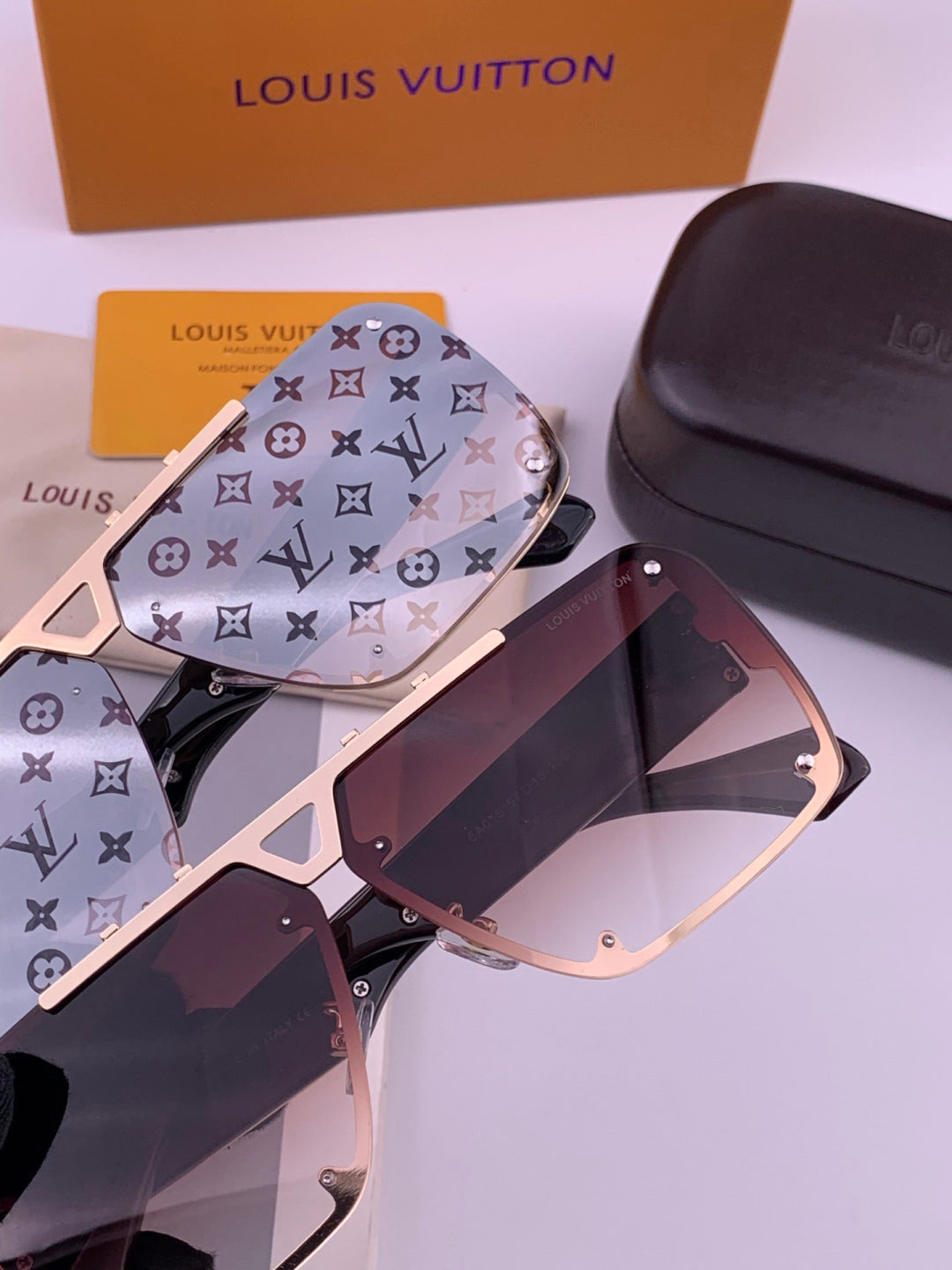 Louis Vuitton L501 Aviator Silver Lens Sunglasses for Men & Women - 357683 - detail image 5