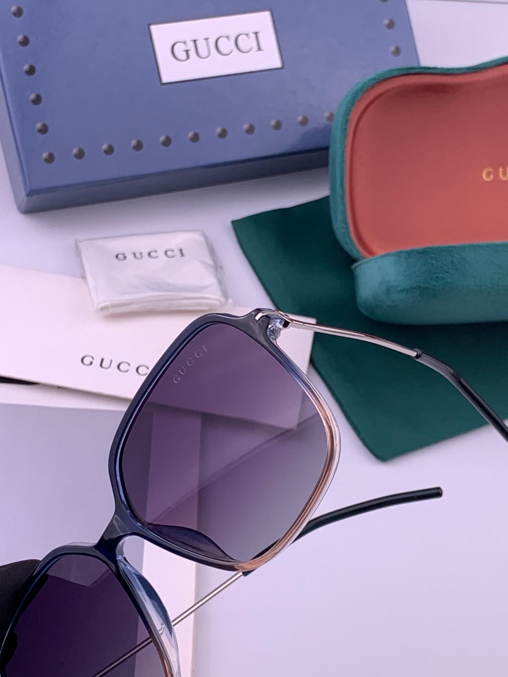 Gucci G9747 Polarized Round Black Lens Sunglasses for Women - 357932 - detail image 2
