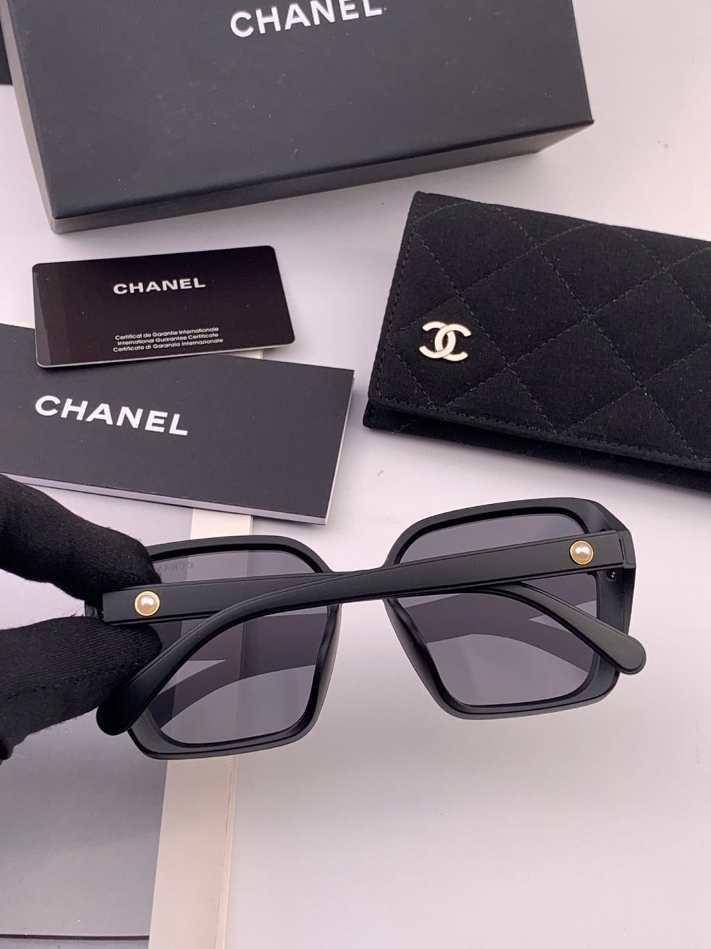 Chanel CH6994 Polarized Oversized Gold Lens Sunglasses for Men & Wome - 358061 - detail image 4