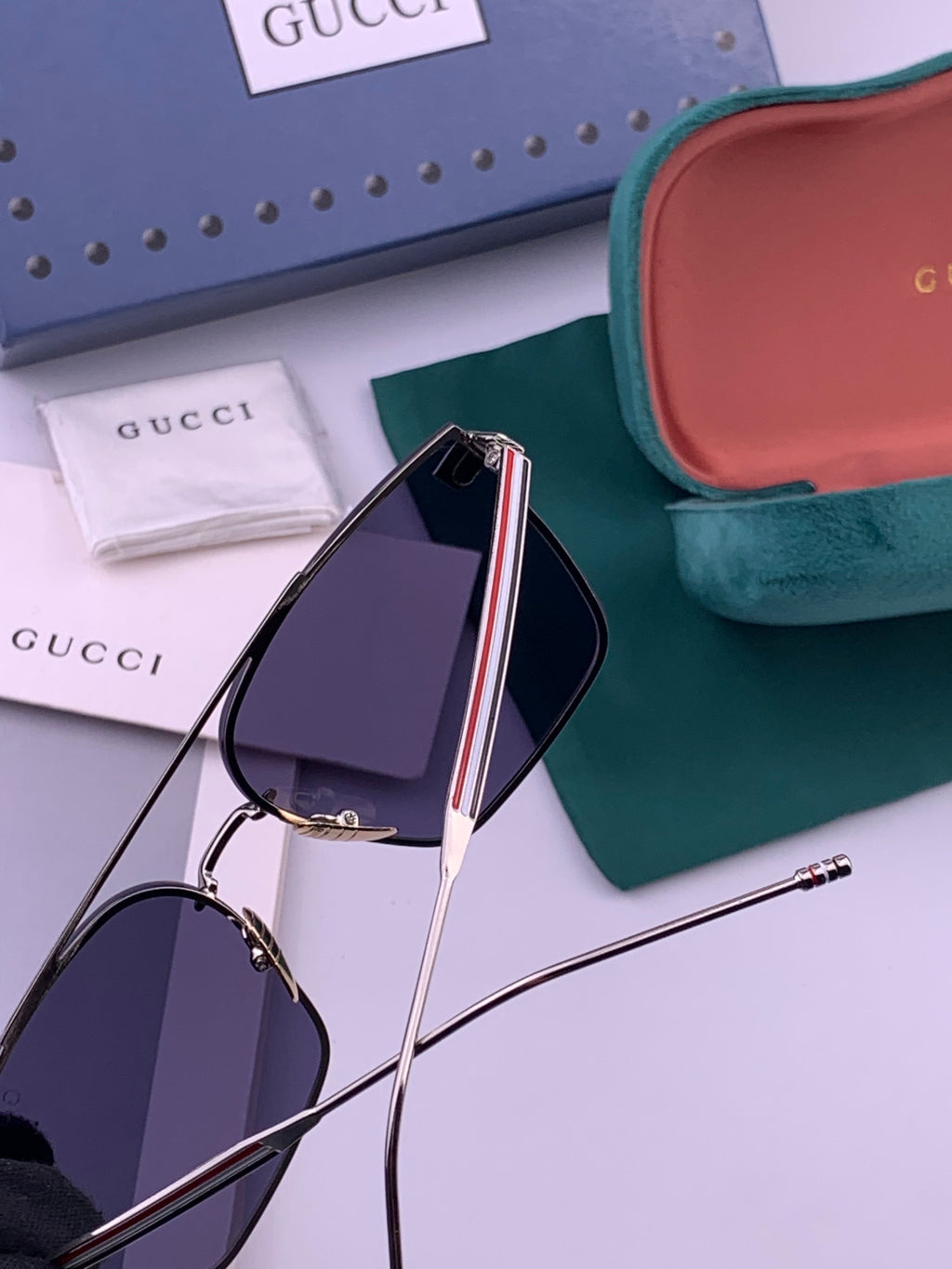 Gucci G3081 Polarized Aviator Gold Lens Sunglasses for Men & Women - 357786 - detail image 4
